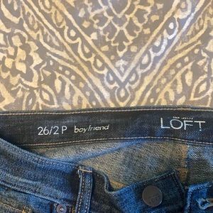 Ann Taylor LOFT Boyfriend Jeans. Size 26/2P